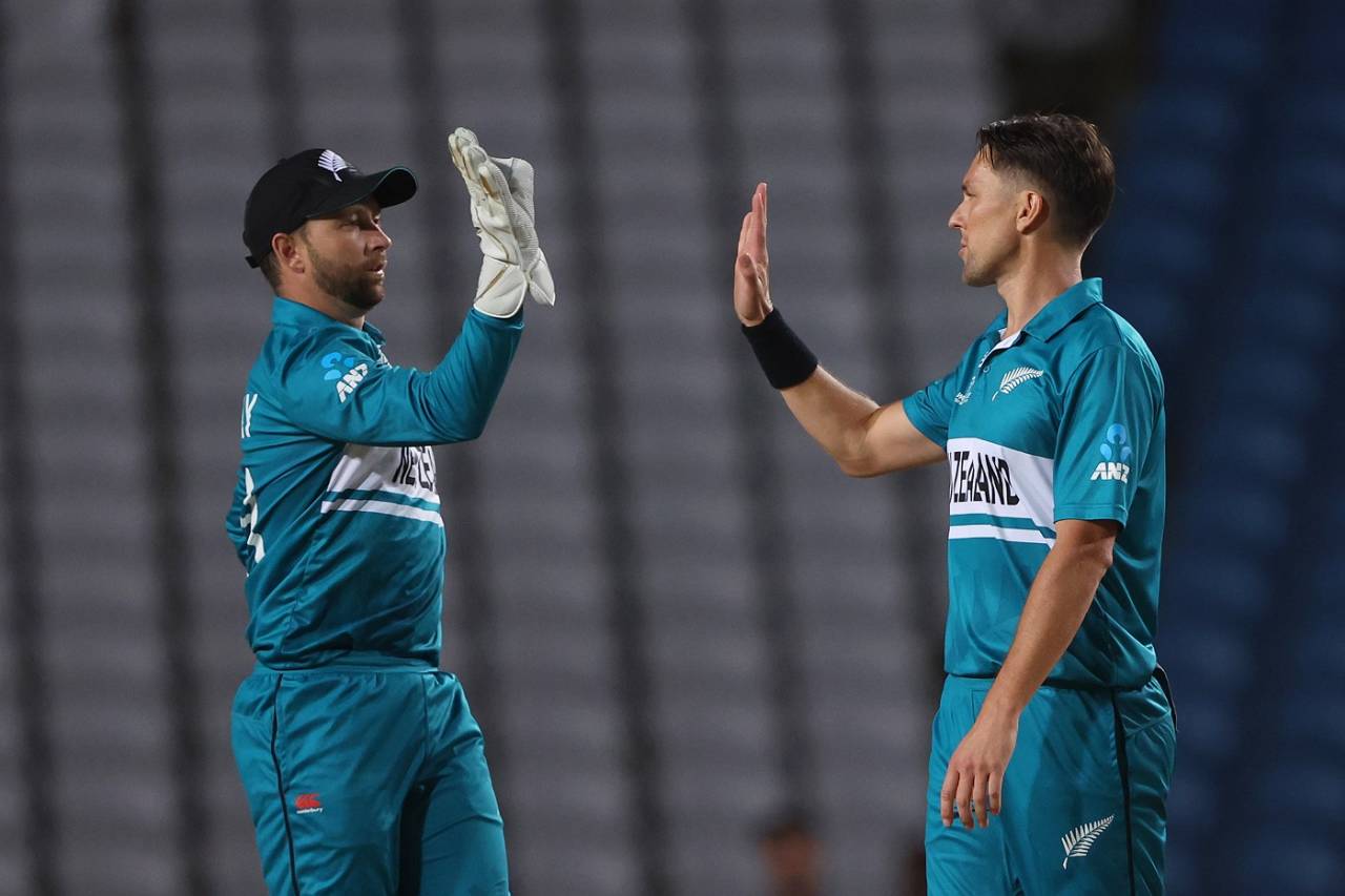 Trent Boult celebrates with Devon Conway, New Zealand vs Uganda, Men's T20 World Cup, Tarouba, June 14, 2024