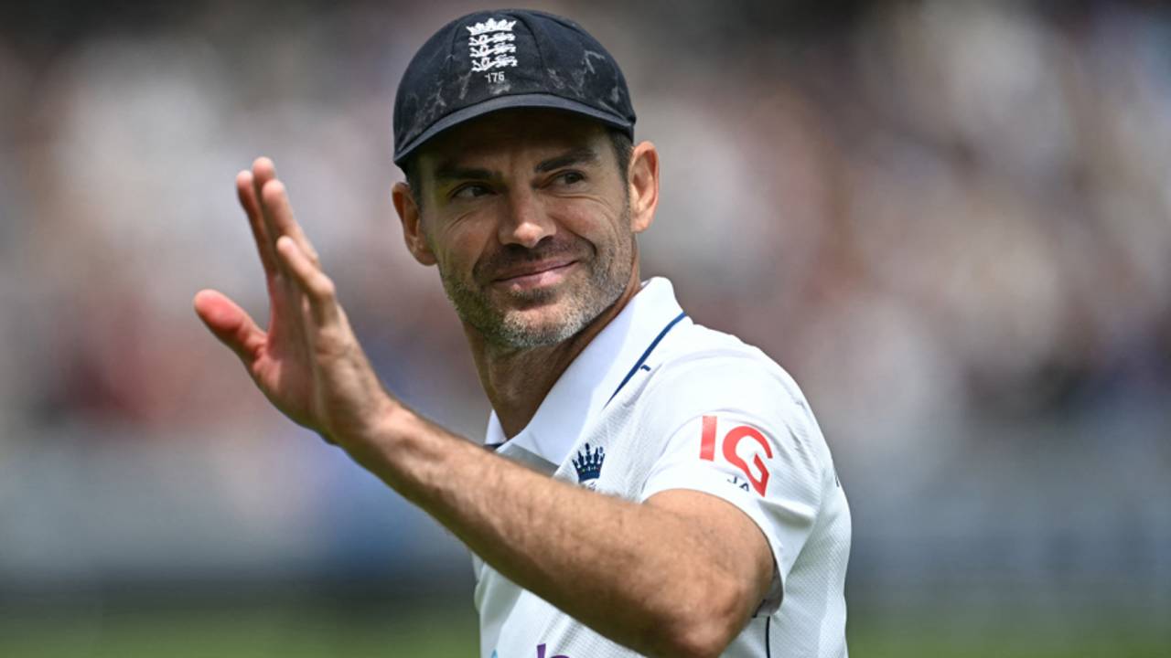 James Anderson acknowledges the crowd's applause, England vs West Indies, 1st Men's Test, Lord's, 3rd day, July 12, 2024