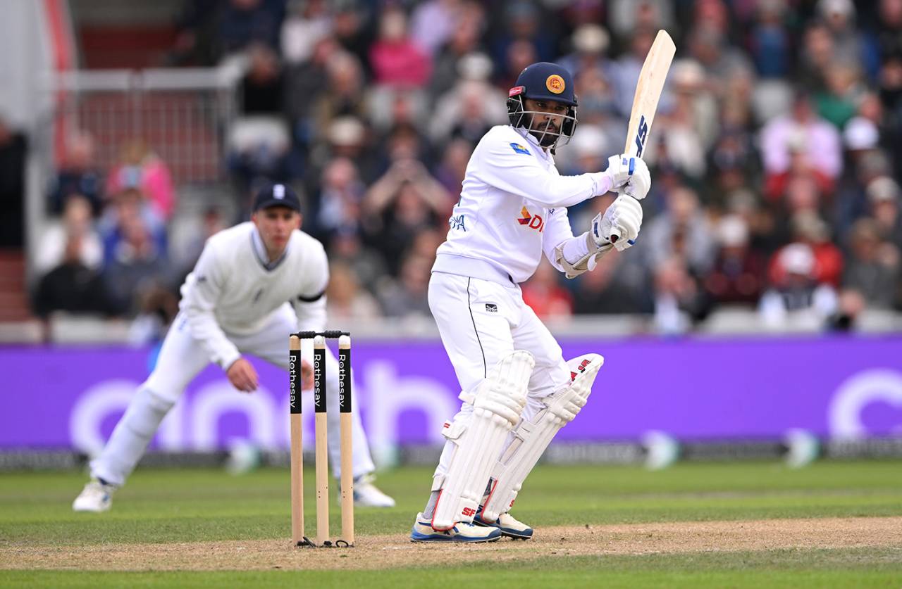 Dhananjaya de Silva offered some resistance for Sri Lanka, England vs Sri Lanka, 1st Test, Emirates Old Trafford, August 21, 2024