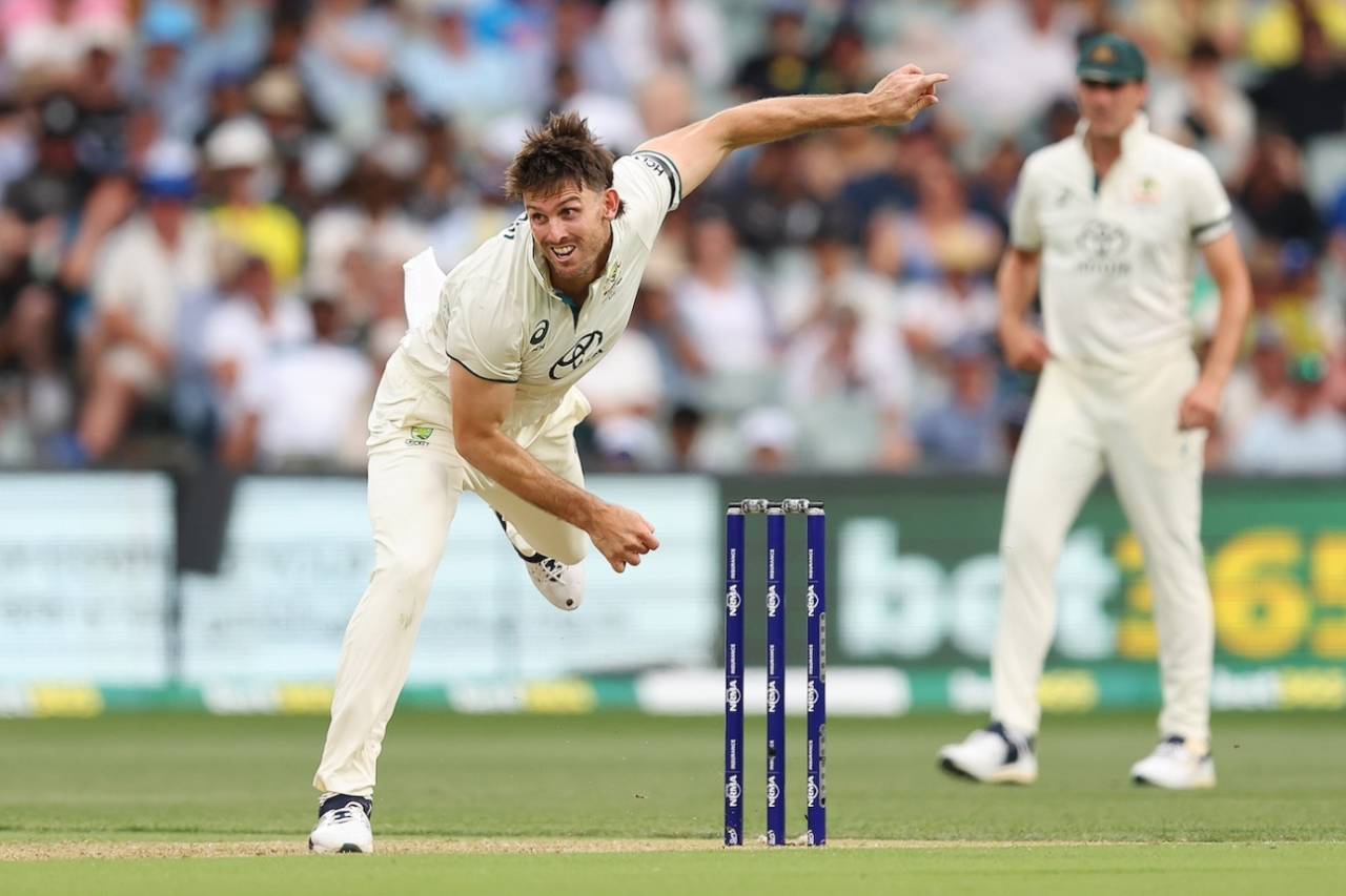 Mitchell Marsh did end up bowling a few overs, Australia vs India, 2nd Test, Adelaide, 1st day, December 6, 2024