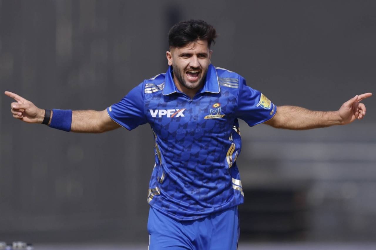 Fazalhaq Farooqi struck the first blow for MI Emirates, Sharjah Warriorz vs MI Emirates, ILT20, Sharjah, January 19, 2025