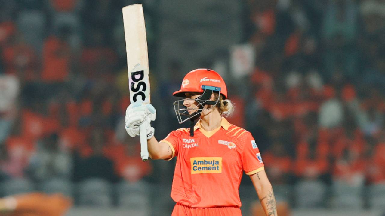 Ashleigh Gardner smacked a fifty off 28 balls, Gujarat Giants vs UP Warriorz, WPL 2025, February 16, 2025 | sportzpoint.com