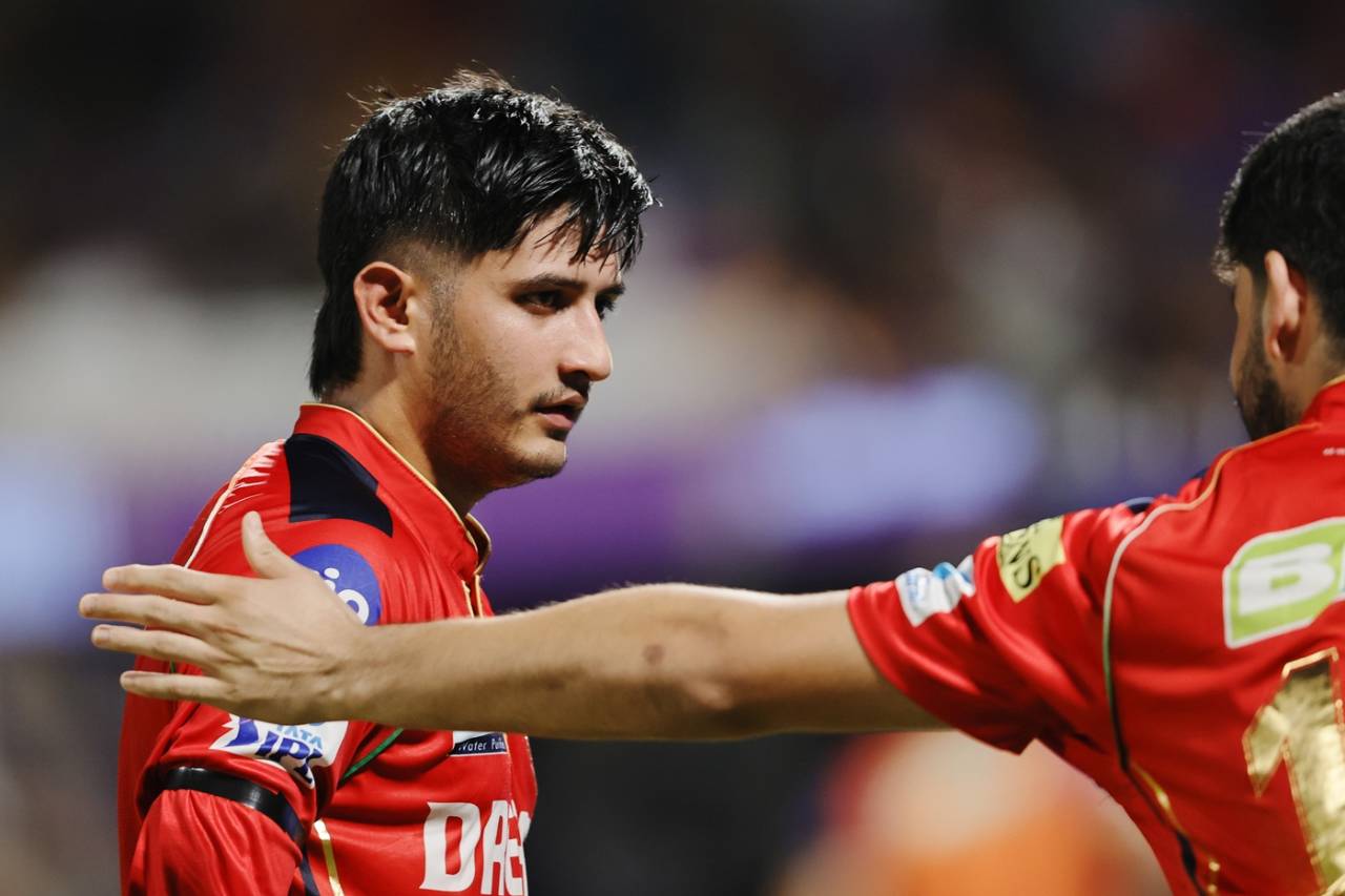 Priyansh Arya gets a pat on the back, Kolkata Knight Riders vs Punjab Kings, Kolkata, IPL 2025, April 26, 2025