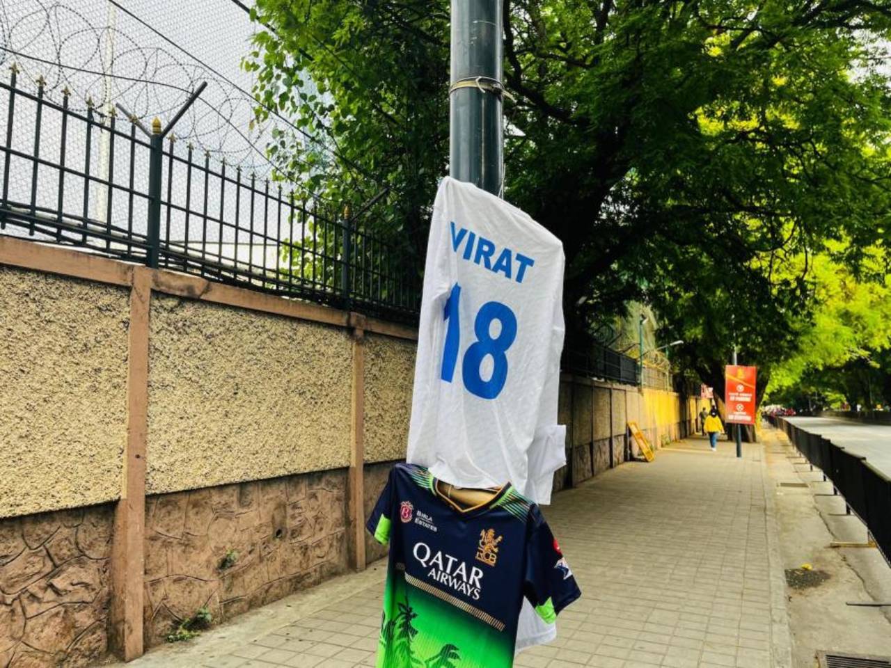 Virat Kohli tribute jersey on display outside the Chinnaswamy Stadium following his Test retirement, Royal Challengers Bengaluru vs Kolkata Knight Riders, IPL 2025, May 16, 2025