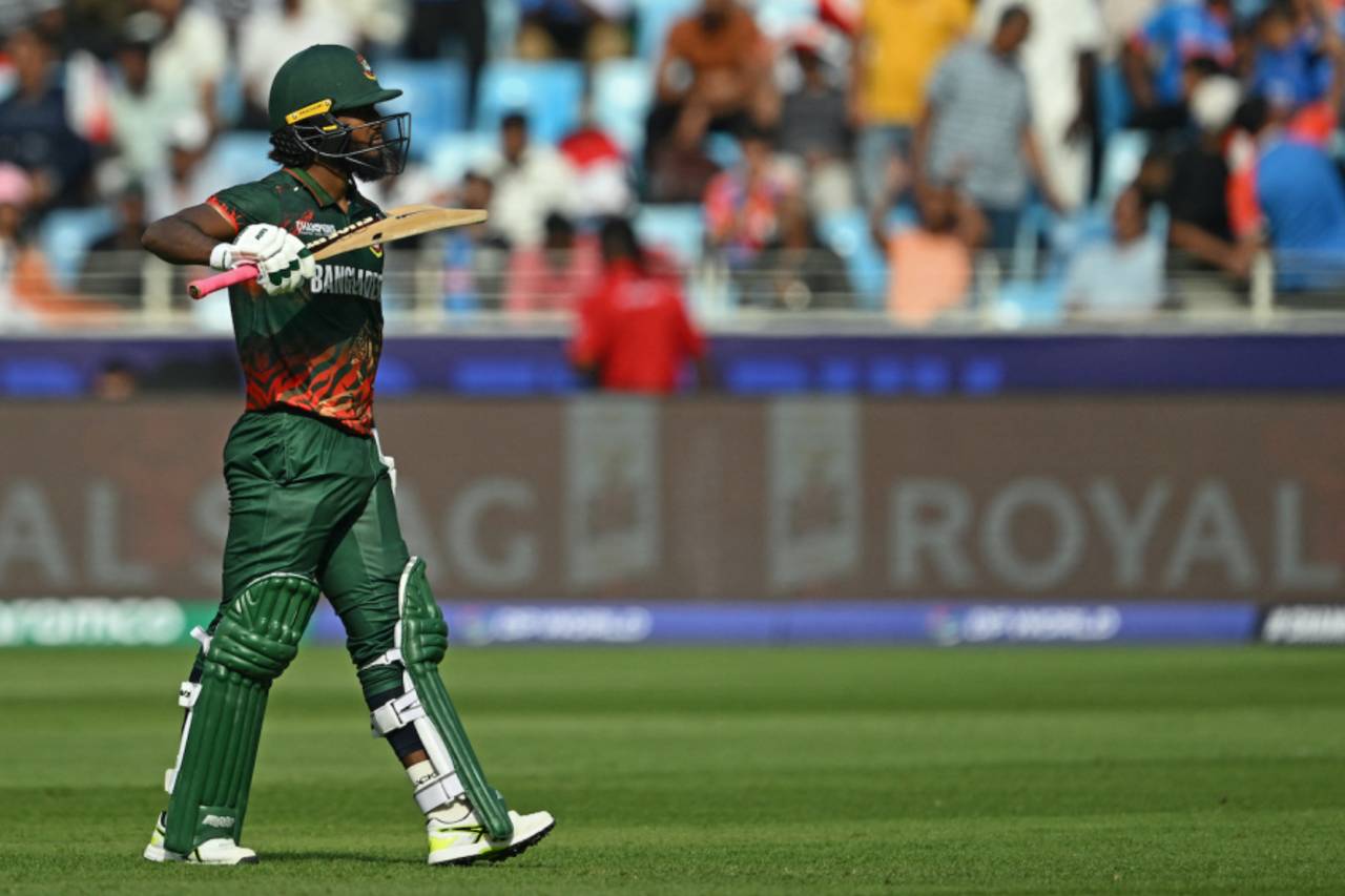 Jaker Ali celebrates his fifty, Bangladesh vs India, Champions Trophy, Dubai, February 20, 2025