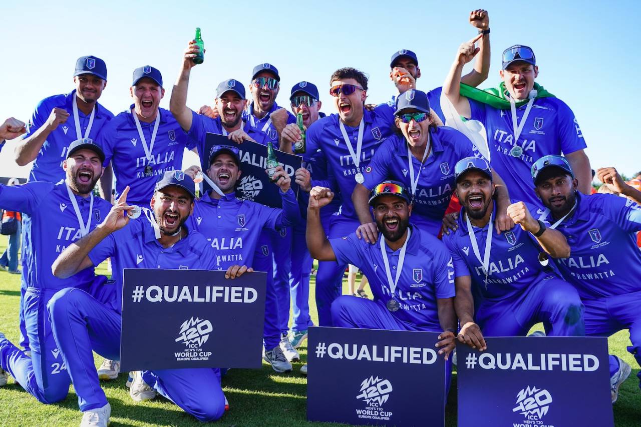 Time to celebrate after Italy qualified for the T20 World Cup for the first time, Italy vs Netherlands, ICC Men's T20 World Cup Europe Region Final, The Hague, July 11, 2025