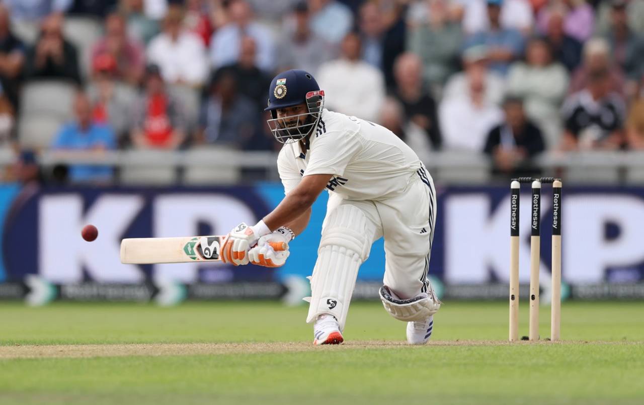 Rishabh Pant ended up edging the reverse hit onto his right foot, England vs India, 4th Test, 1st day, Manchester, July 23, 2025