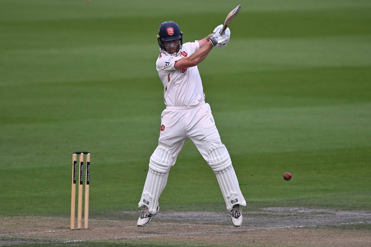 Tom Westley cuts in front of square, Sussex vs Essex, County Championship, Division One, Hove, July 22, 2025