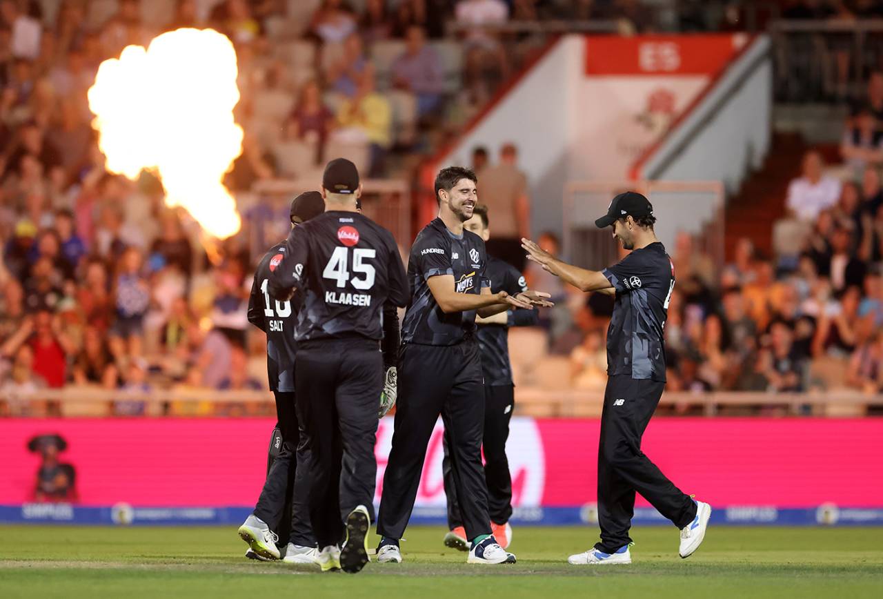 Josh Tongue picked up the big wicket of David Warner, Manchester Originals vs London Spirit, Emirates Old Trafford, men's Hundred, August 11, 2025