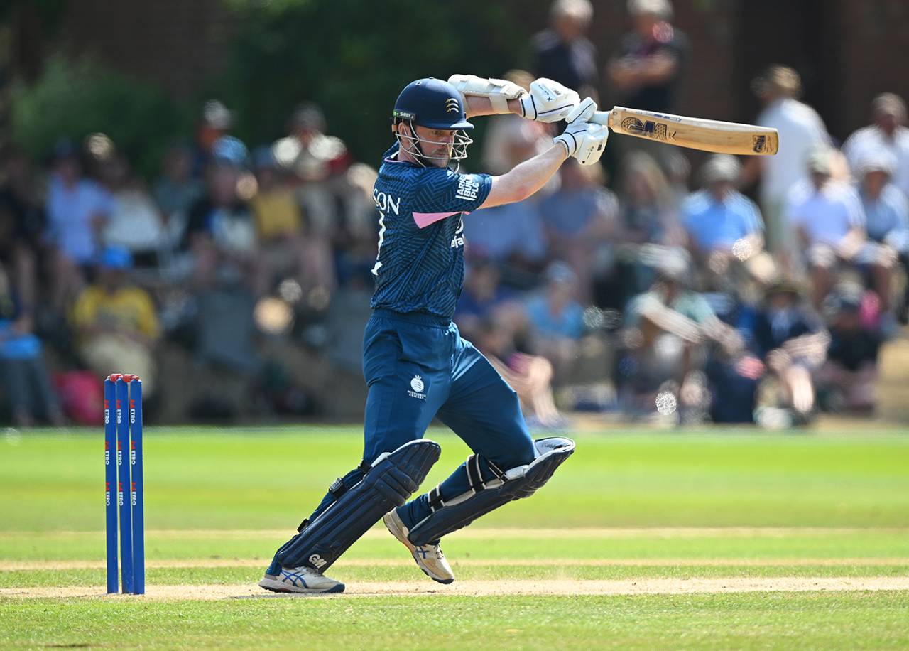 Sam Robson steers into the off side, Warwickshire vs Middlesex, Metro Bank One-Day Cup, Rugby, August 15, 2025