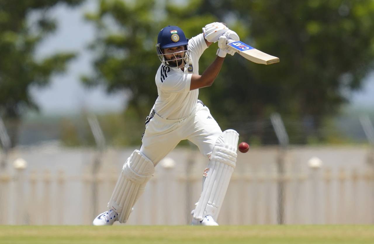 Shreyas Iyer scored 25 in the first innings, Central Zone vs West Zone, Duleep Trophy semi-final, Bengaluru, September 4, 2025