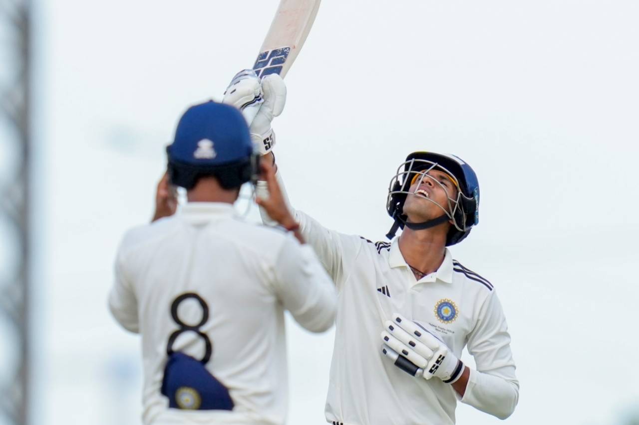 Tanush Kotian scored another valuable lower-order half-century, Central Zone vs West Zone, Duleep Trophy semi-final, 1st day, Bengaluru, September 4, 2025