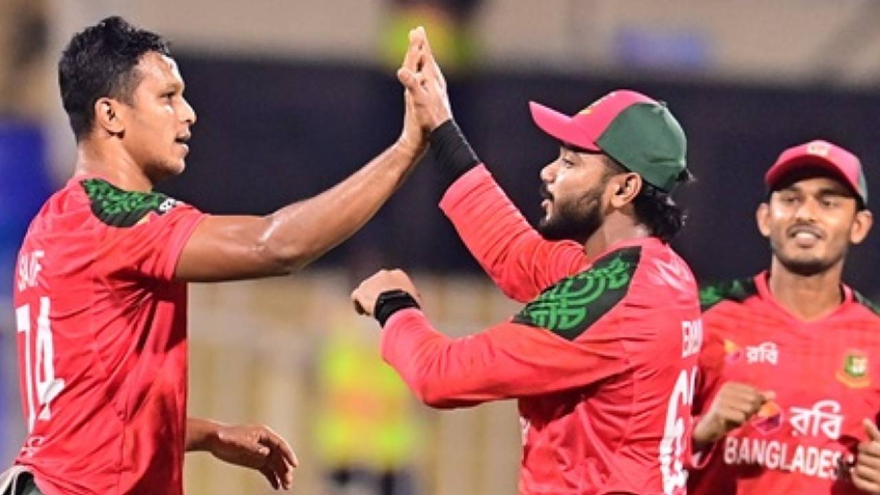 Mohammad Saifuddin struck in his first two overs, Afghanistan vs Bangladesh, 3rd T20I, Sharjah, October 5, 2025