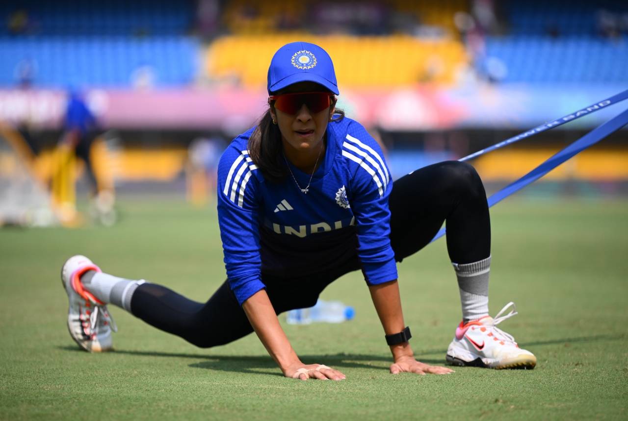 Jemimah Rodrigues warms up, India vs England, Women's ODI World Cup, Indore, October 19, 2025