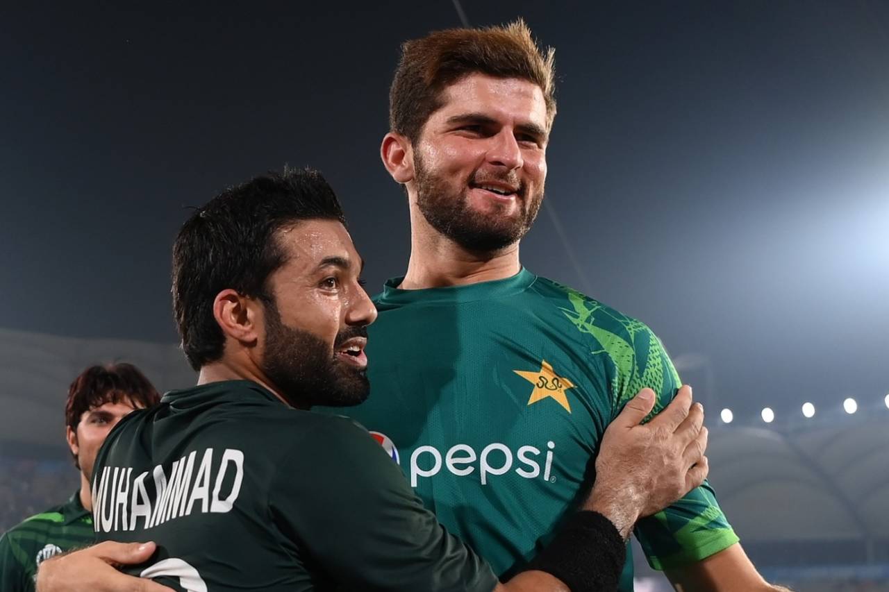 Mohammad Rizwan and Shaheen Shah Afridi after the game, Pakistan vs Sri Lanka, ODI World Cup, Hyderabad, October 10, 2023
