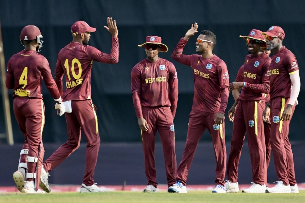 Akeal Hosein got the big wicket of Soumya Sarkar, Bangladesh vs West Indies, 2nd ODI, Dhaka, October 21, 2025