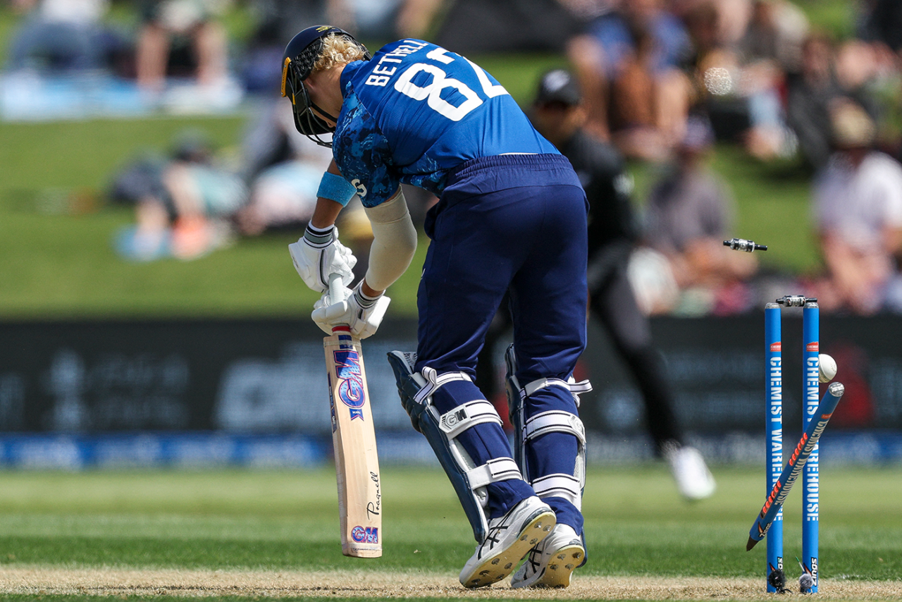 Jacob Bethell joined England's top-order collapse, New Zealand vs England, 1st ODI, Mount Maunganui, October 26, 2025