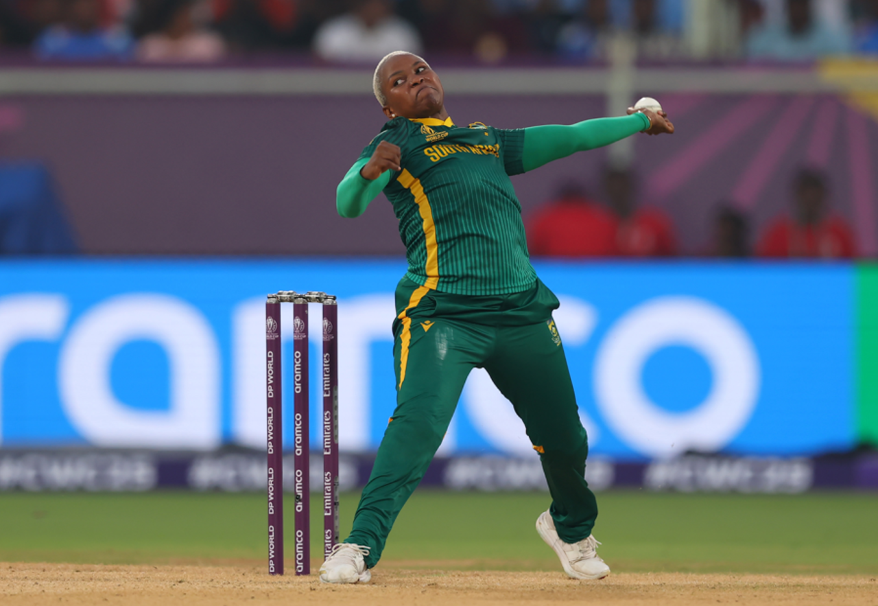 Nonkululeko Mlaba bowls, India vs South Africa, Women's ODI World Cup, Visakhapatnam, October 9, 2025