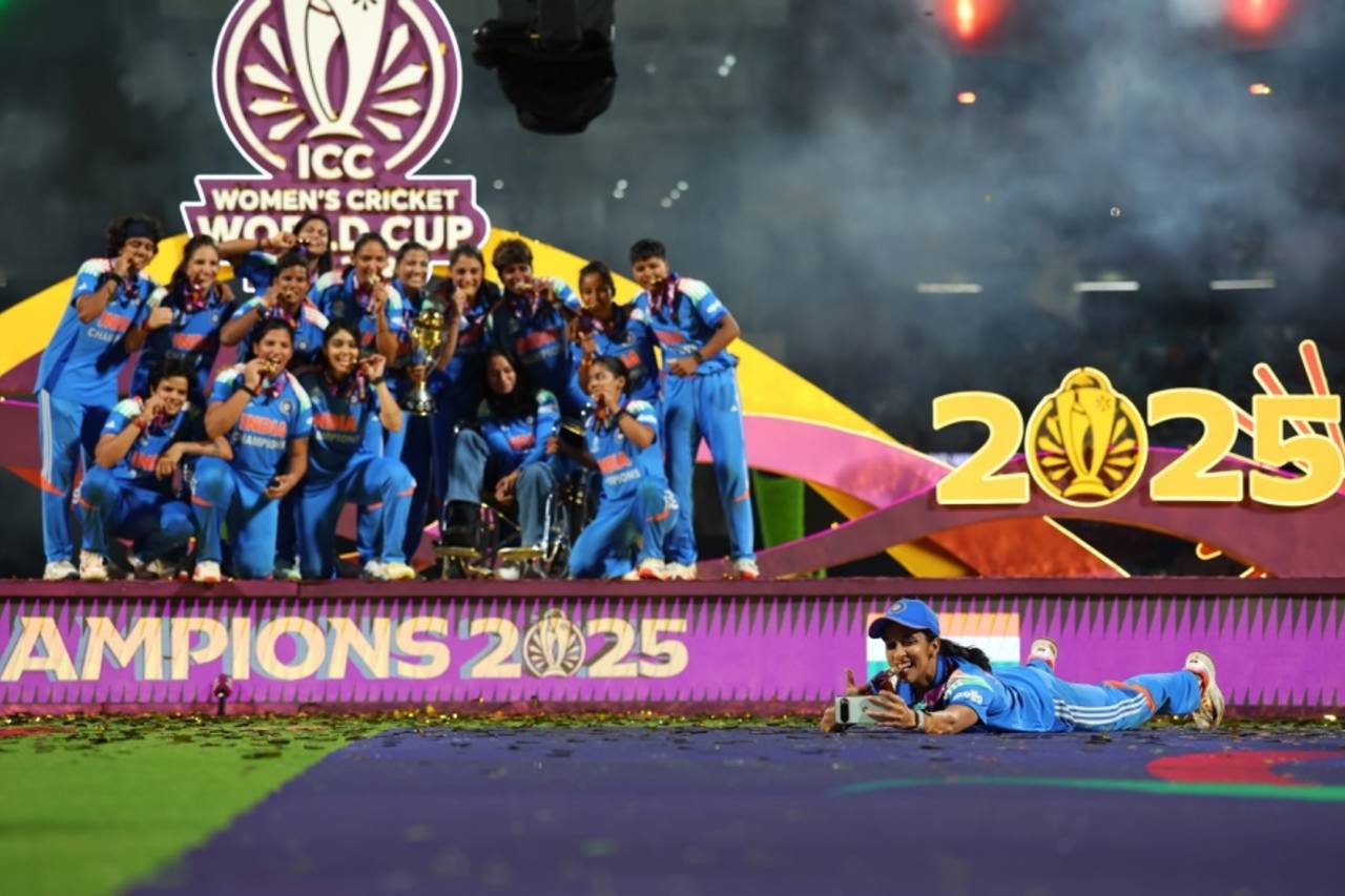 Jemimah Rodrigues takes a group photo after India's triumph, India vs South Africa, Women's World Cup final, Navi Mumbai, November 2, 2025