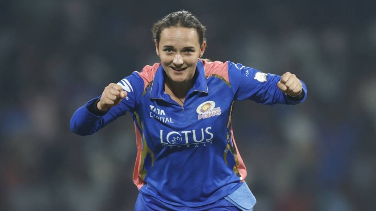 Amelia Kerr struck twice in an over, Mumbai Indians vs Royal Challengers Bengaluru, WPL, Navi Mumbai, January 9, 2026