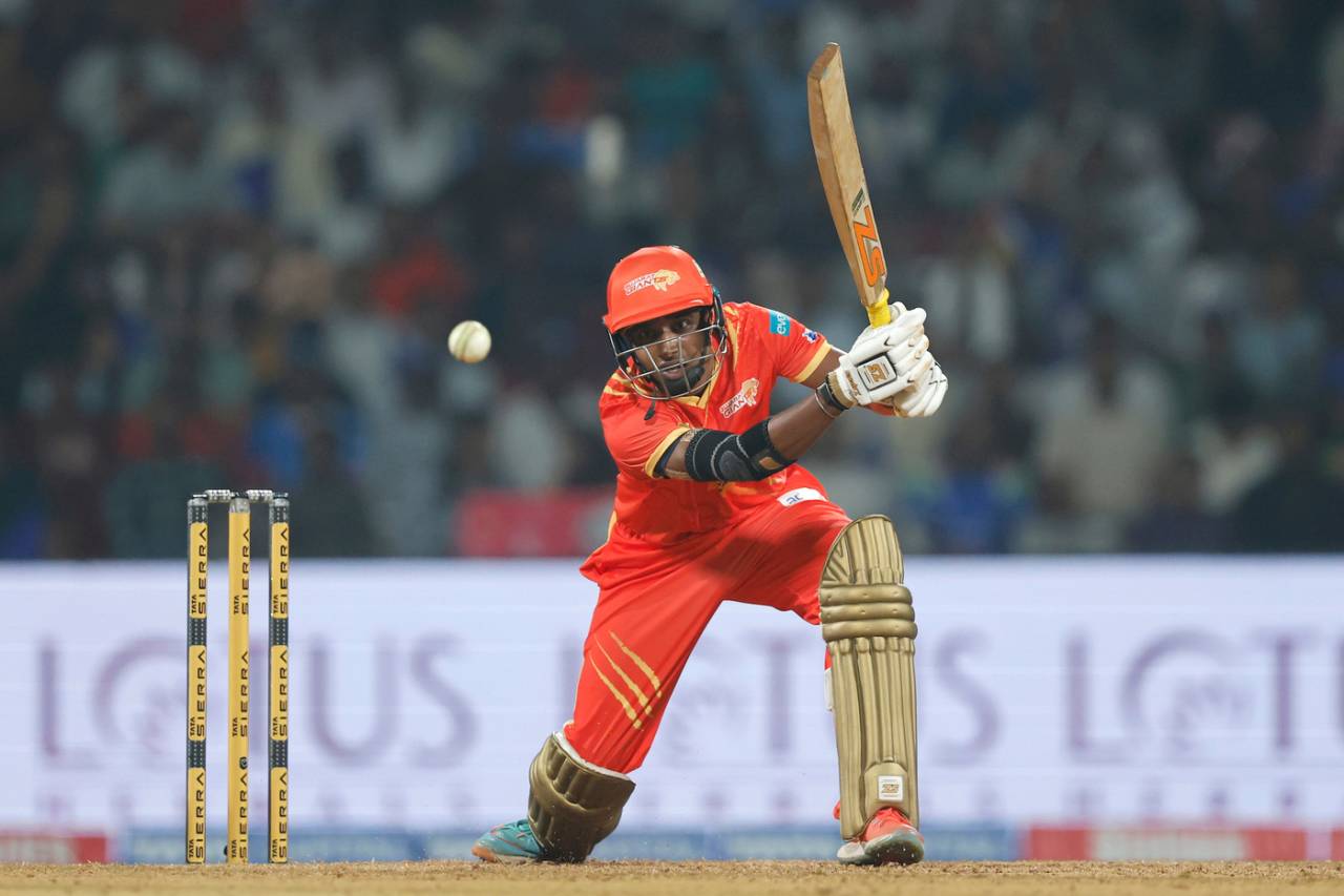 Bharti Fulmali hit an unbeaten 15-ball 36, Mumbai Indians vs Gujarat Giants, WPL, Navi Mumbai, January 13, 2026