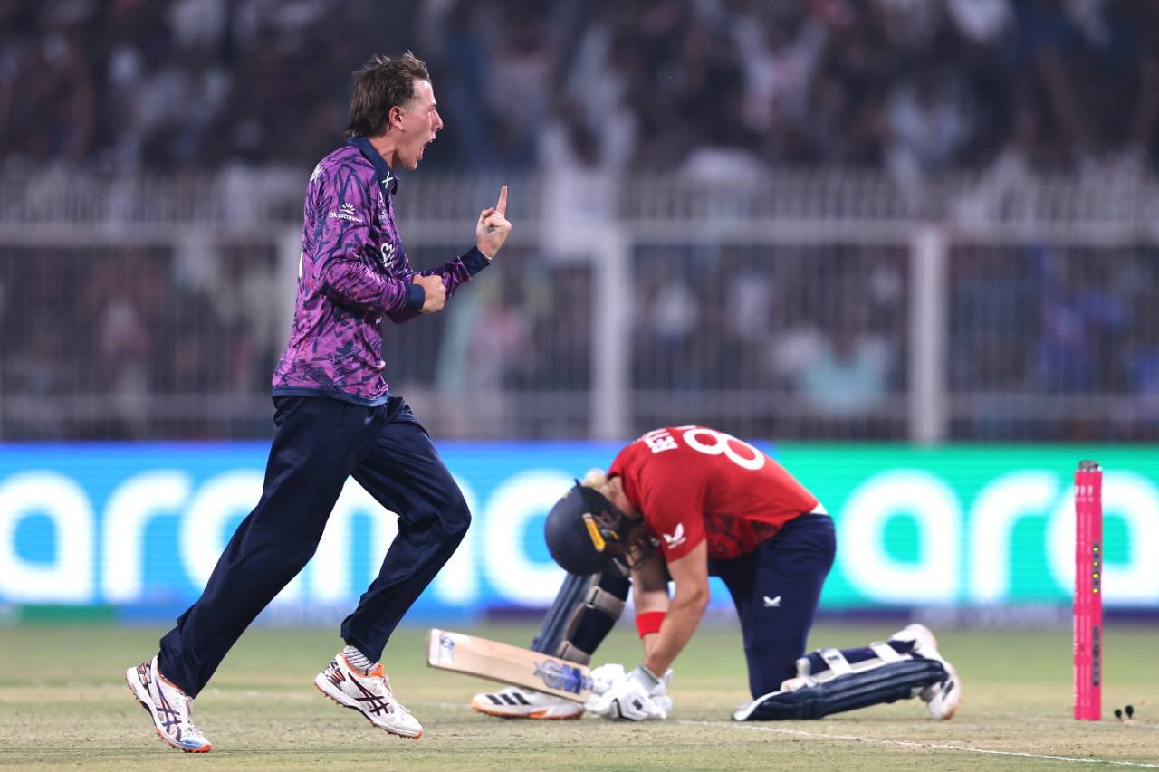 Jacob Bethell fell to a ramp-sweep as England stumbled, England vs Scotland, T20 World Cup, Group C, Kolkata, February 14, 2026