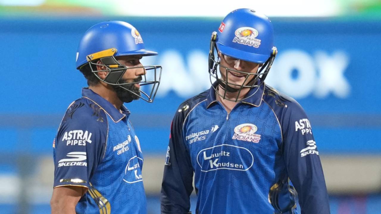 Mumbai Indians Chase 221 to Beat Kolkata Knight Riders by 6 Wickets in IPL 2026 Opener