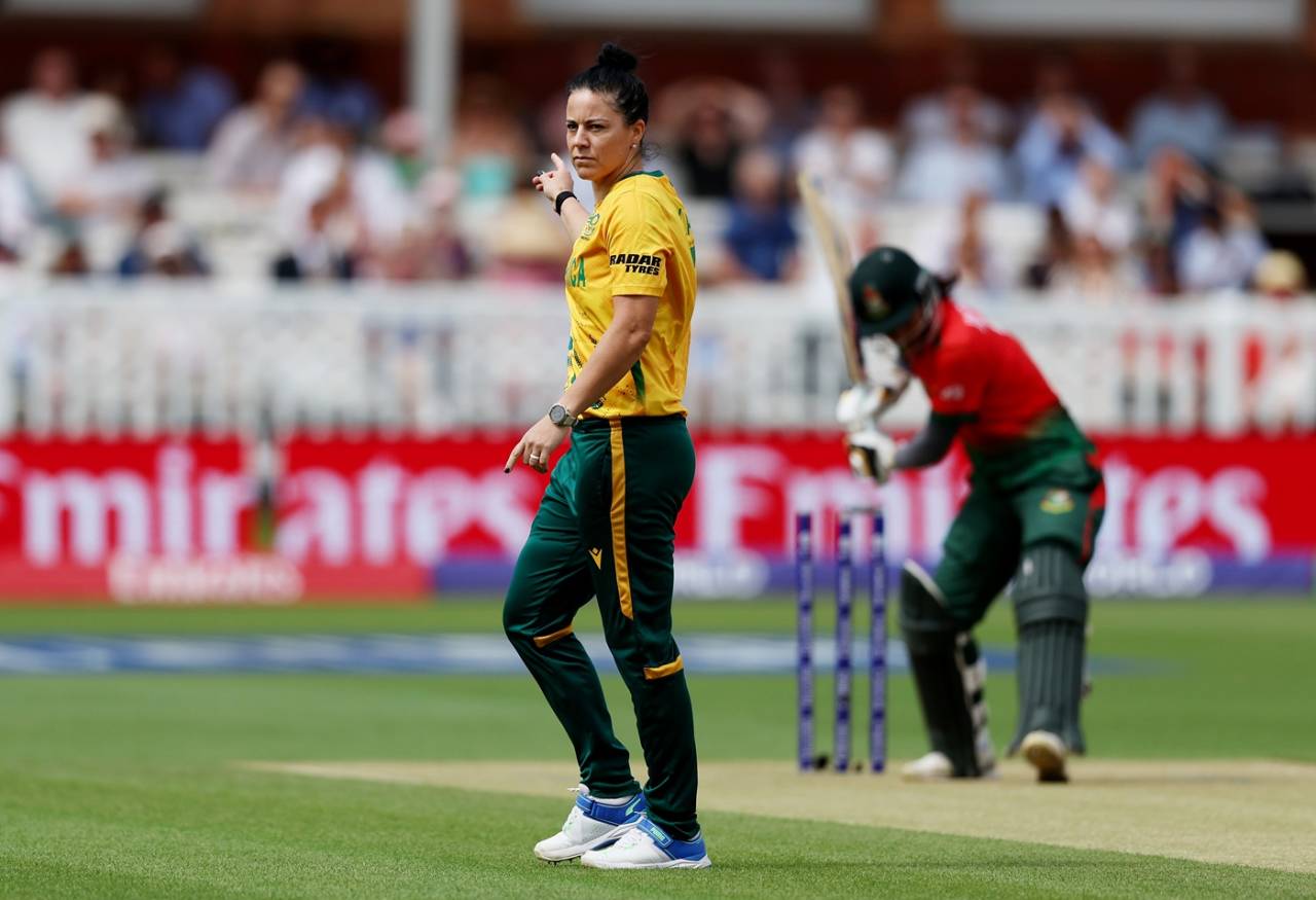 Marizanne Kapp bowled Juairiya Ferdous with the first ball of the match, Bangladesh vs South Africa, Lord's, Women's T20 World Cup, June 28, 2026