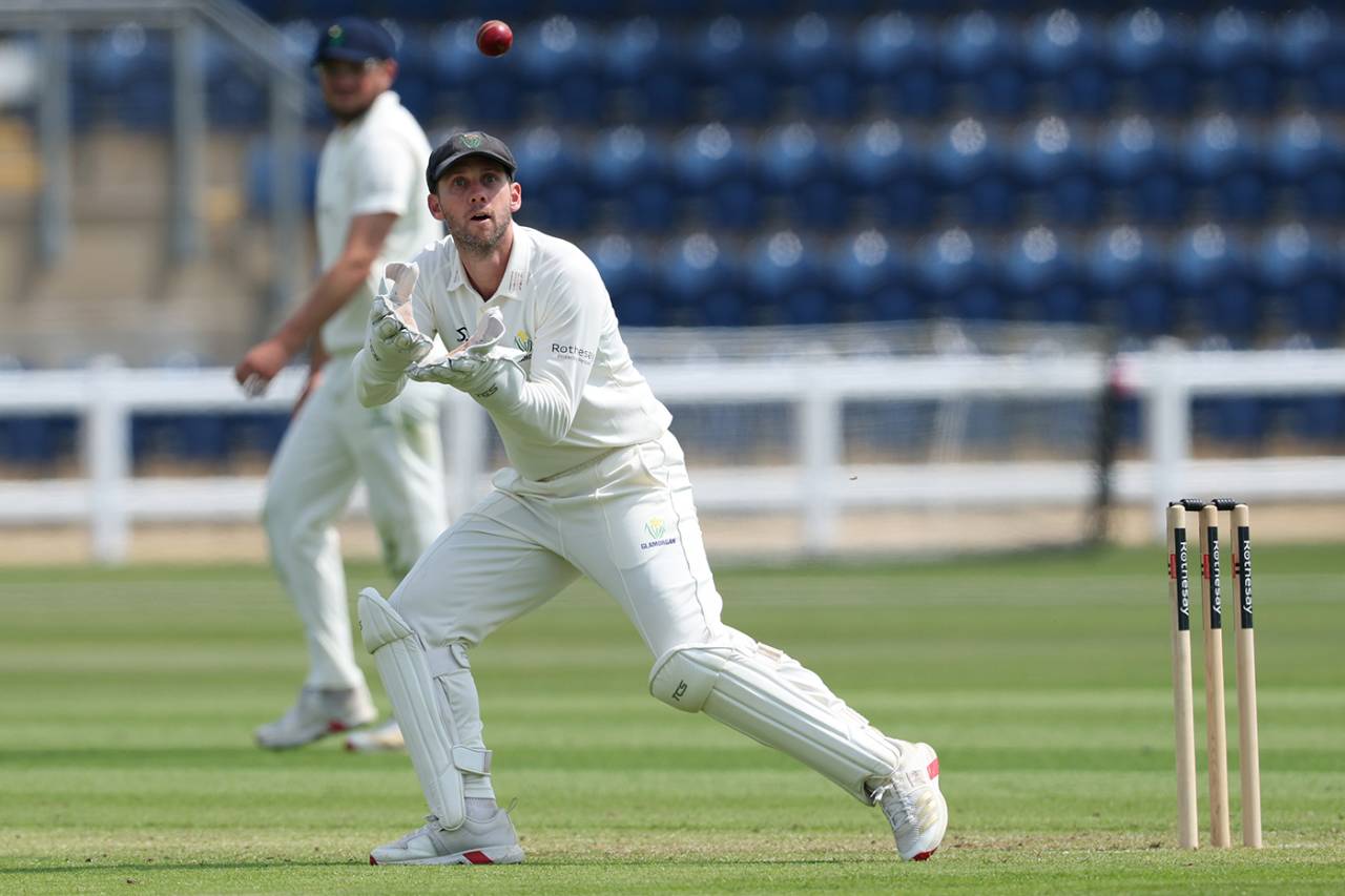 Chris Cooke collects a throw, Glamorgan vs Somerset, County Championship, Division One, Cardiff, May 8, 2026