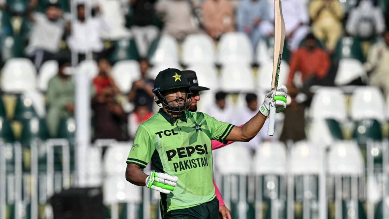 Hasan Nawaz acknowledges his half-century, Pakistan vs England, Tri-series, Rawalpindi, October 20, 2026