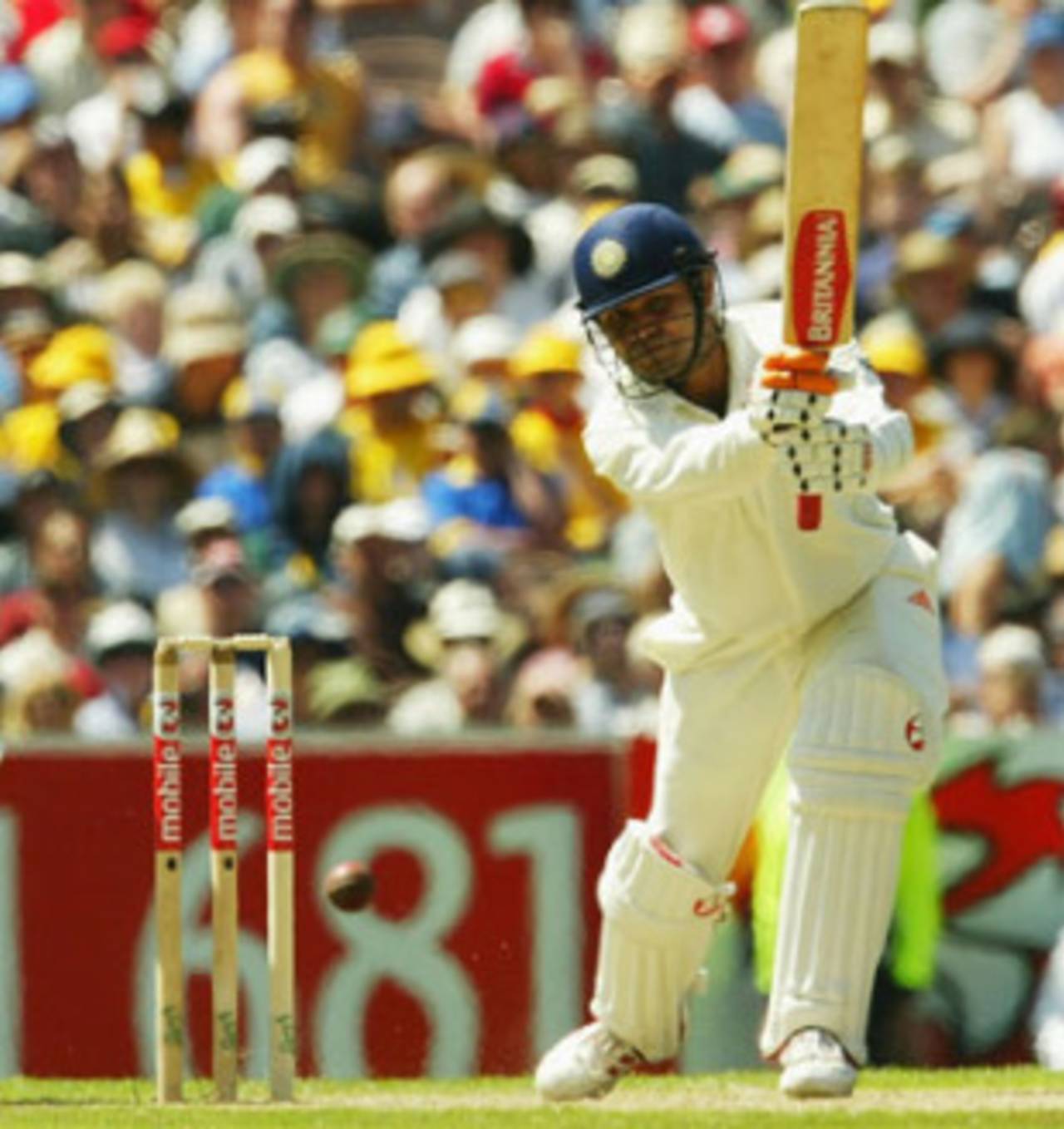 Look who's doing the hitting! Virender Sehwag goes berserk, Australia v India, 3rd Test, Melbourne, 1st day, December 26, 2003