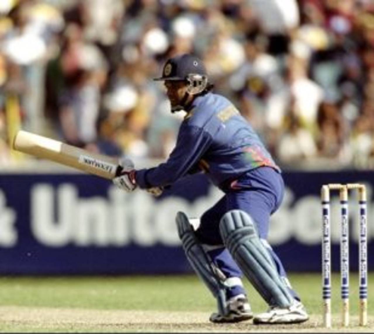 Arjuna Ranatunga runs one down to third man, Sri Lanka v England, Adelaide, January 23, 1999