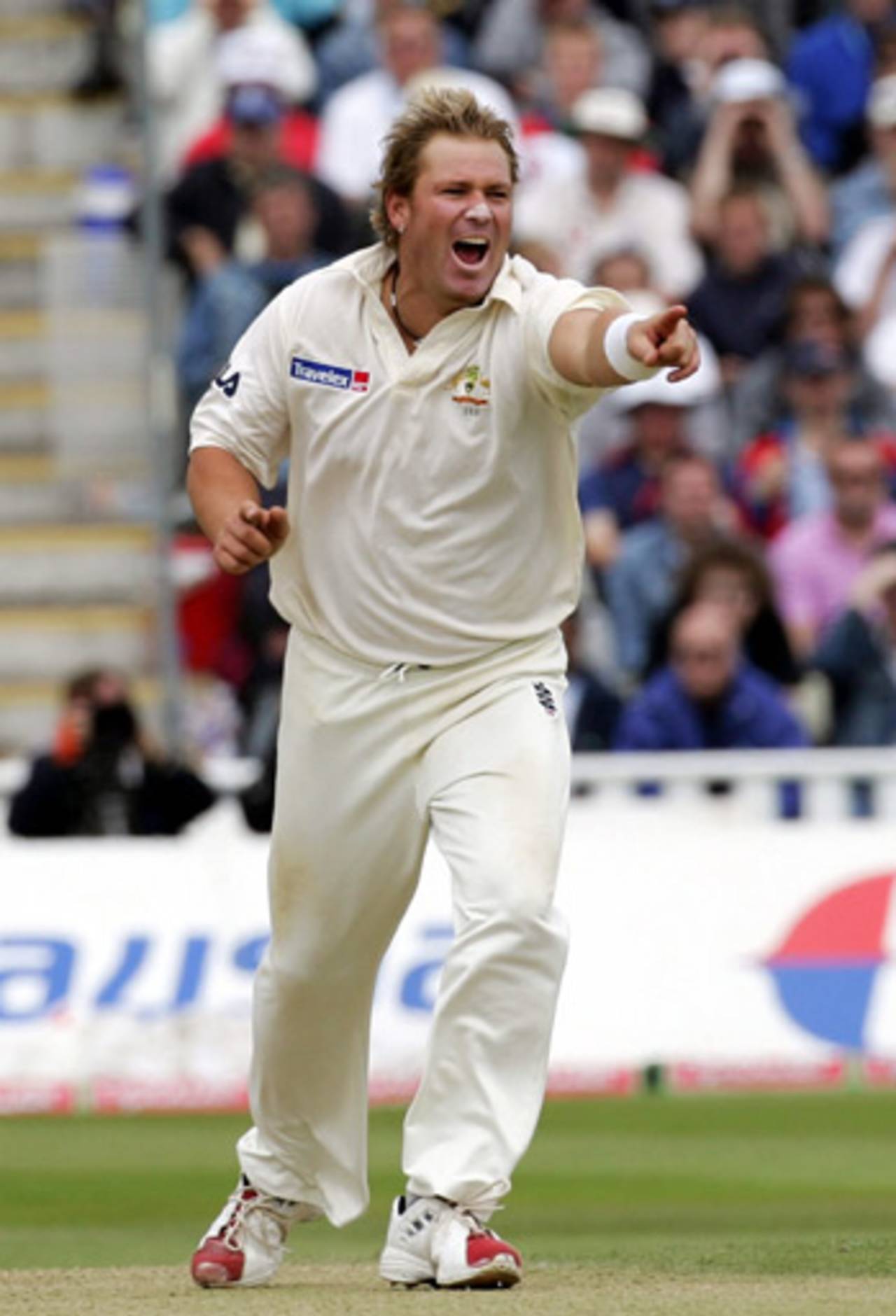 Shane Warne celebrates his five wickets, England v Australia, Edgbaston, August 6, 2005