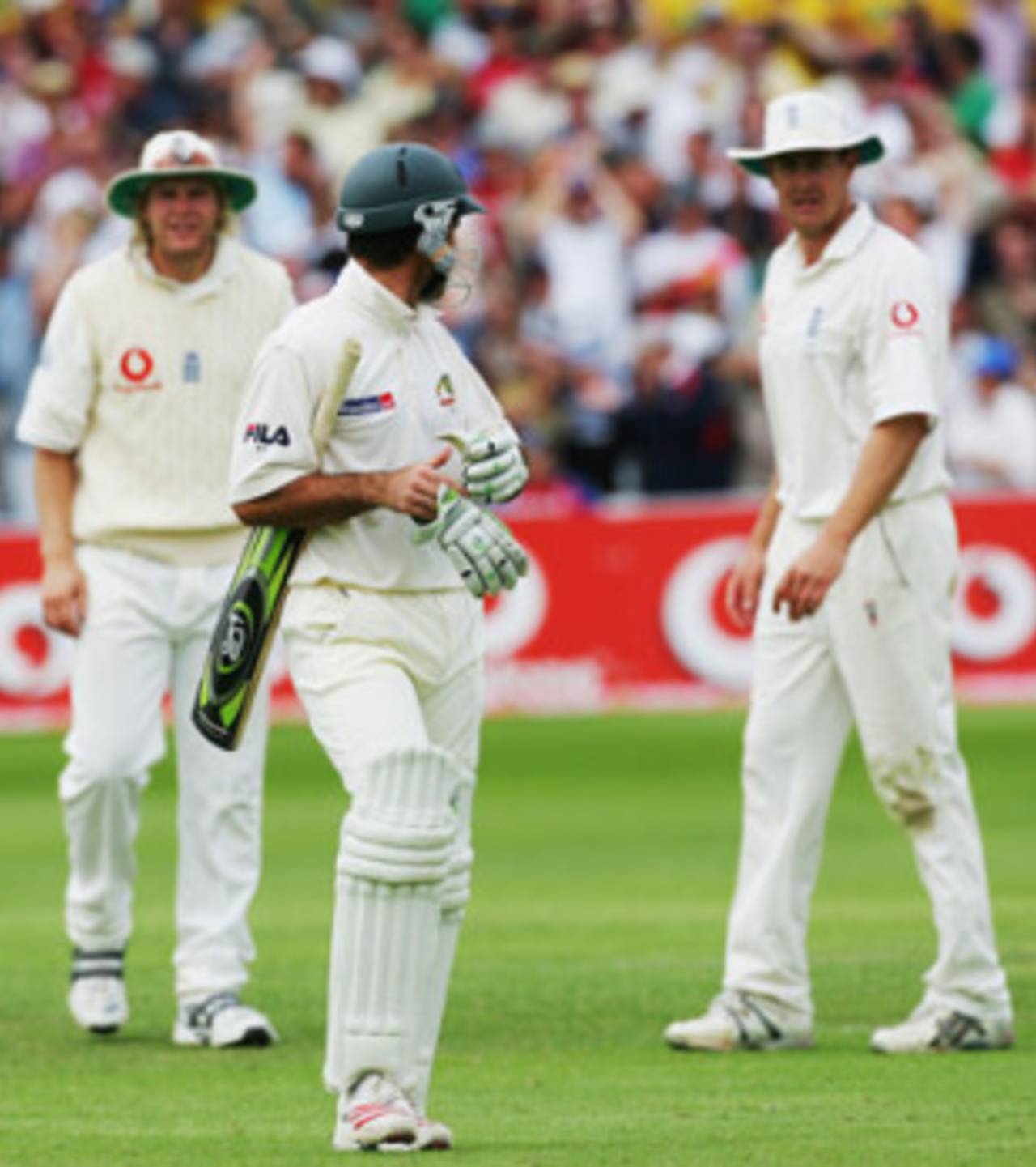 Ricky Ponting exchanges words with Matthew Hoggard and Ashley Giles, England v Australia, Trent Bridge, August 27, 2005