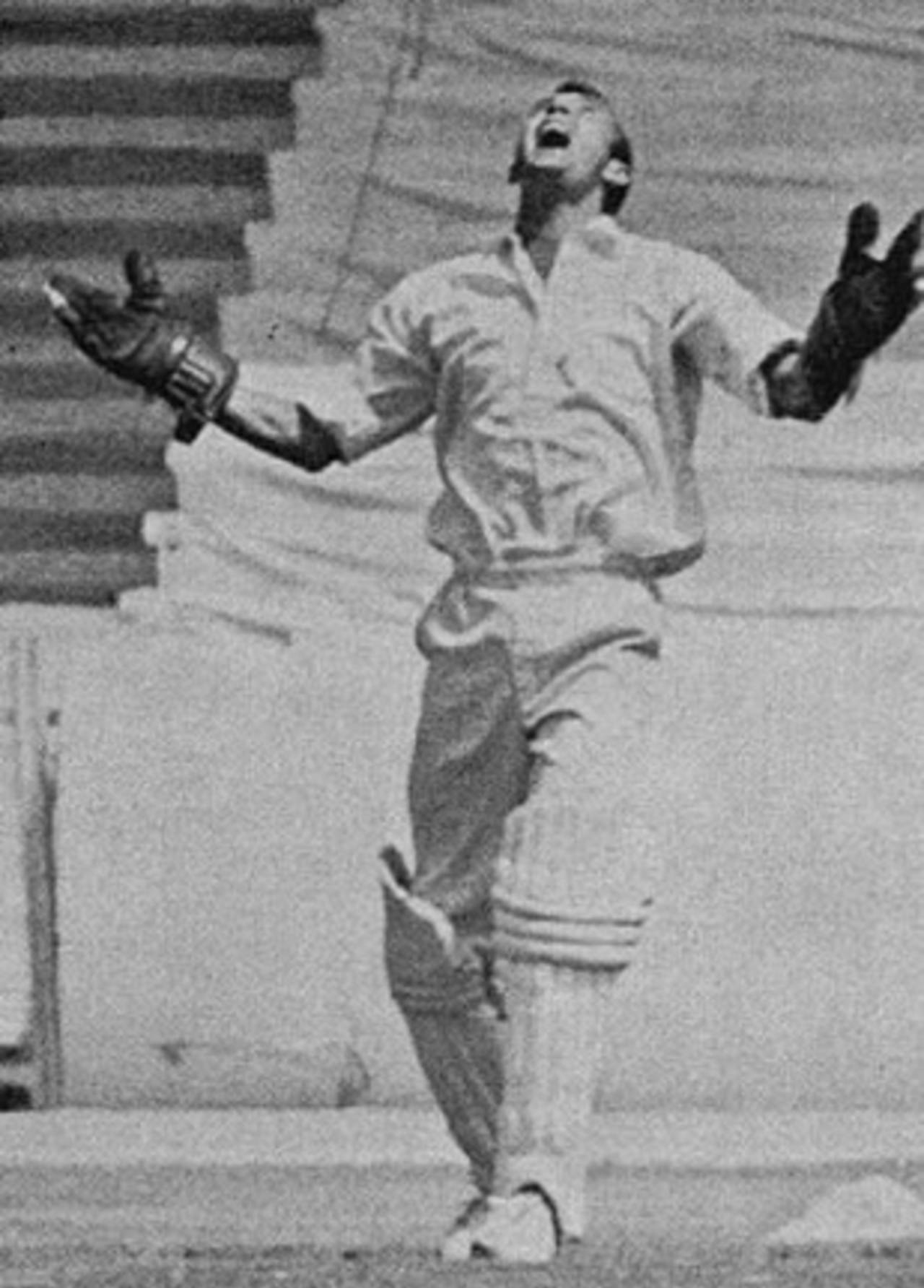 Denis Lindsay: probably better known as a dashing batsman than as a keeper&nbsp;&nbsp;&bull;&nbsp;&nbsp;The Cricketer International