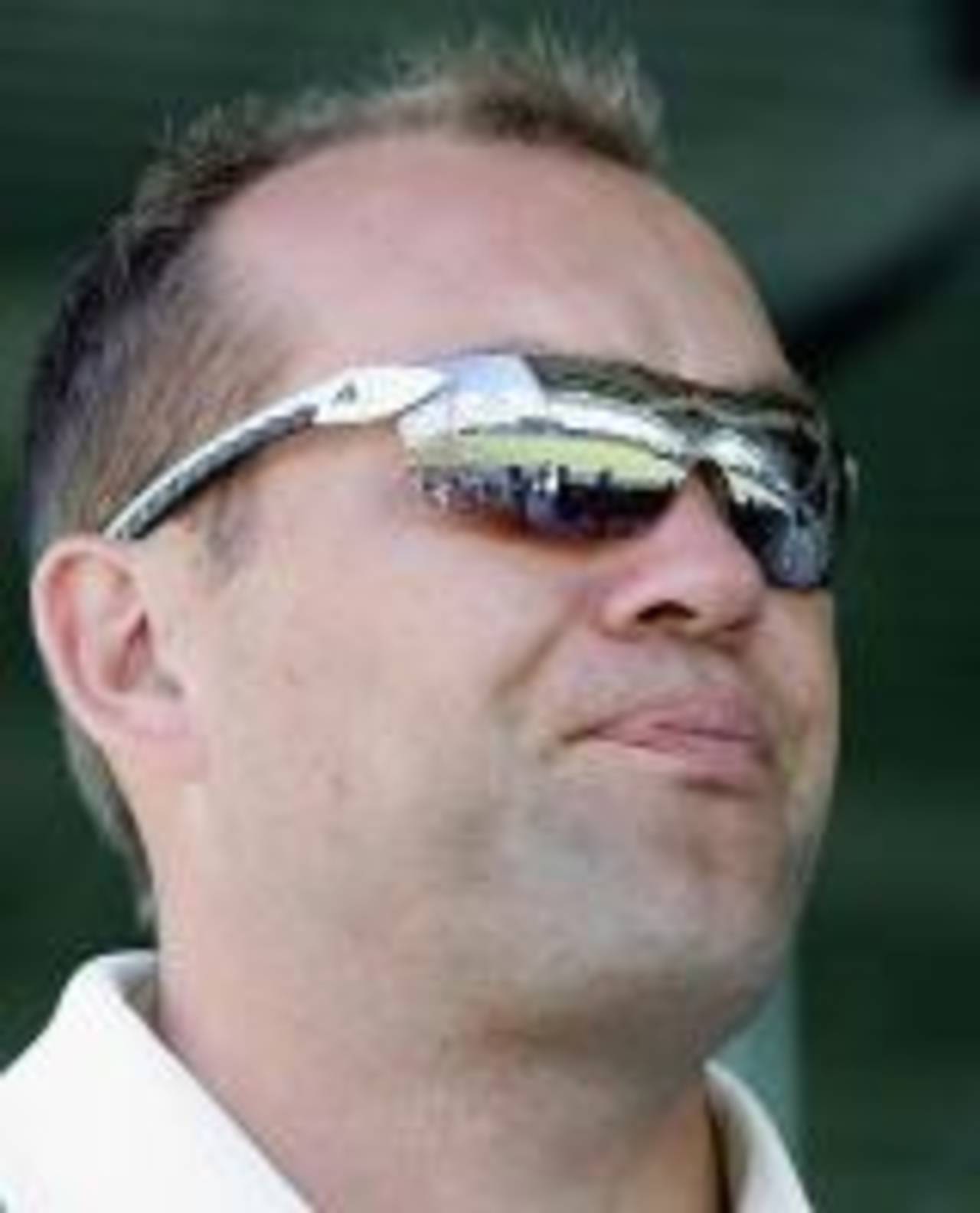 A rather miffed Jacques Kallis looks on as his side crash to an innings defeat, Western Australia v South Africa, WACA, Perth, December 7, 2005