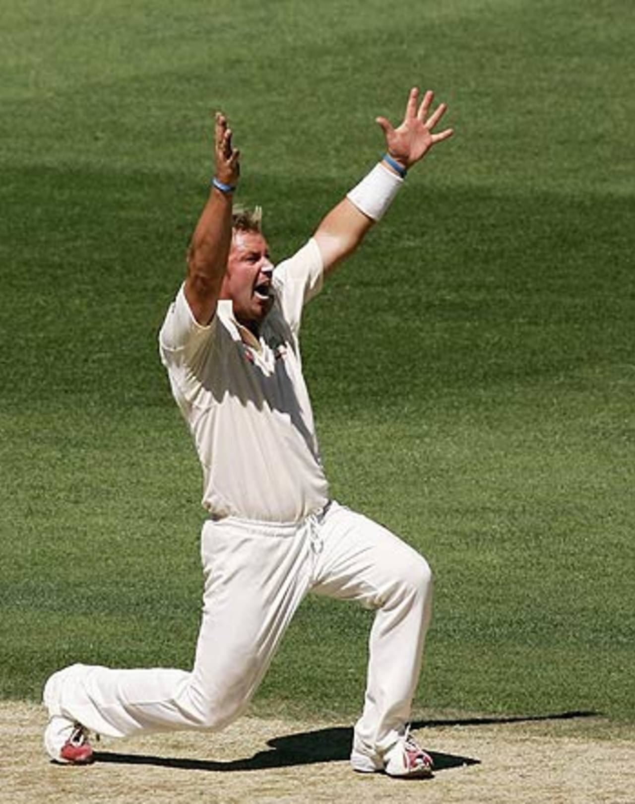 Warne: unanimously picked, with Bradman and Sobers&nbsp;&nbsp;&bull;&nbsp;&nbsp;Getty Images