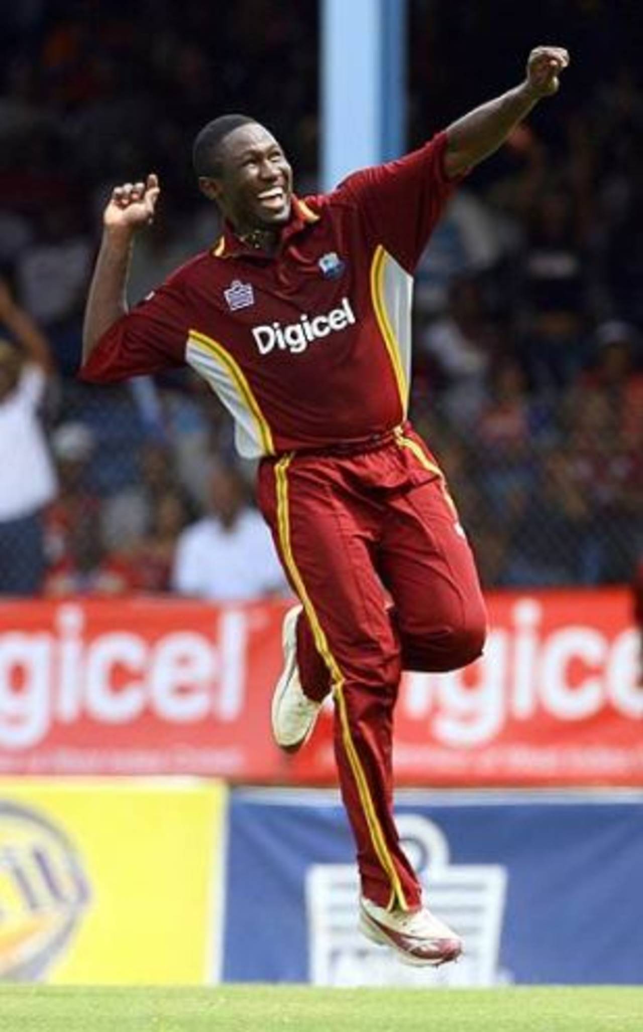 Wavell Hinds struck telling blows with the new ball, West Indies v India, 5th ODI, Trinidad, May 28, 2006