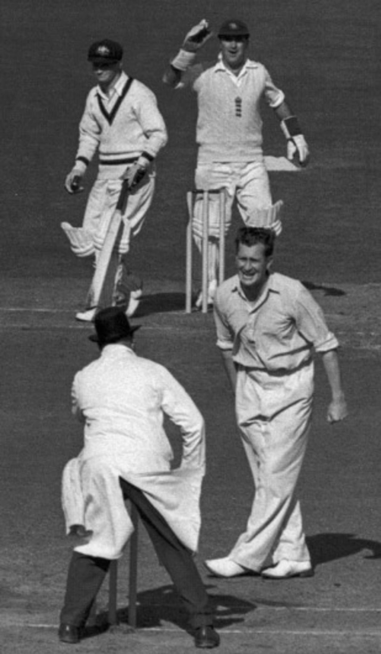 Jim Laker completes his ten-for as Len Maddocks is trapped lbw&nbsp;&nbsp;&bull;&nbsp;&nbsp;PA Photos/Getty Images
