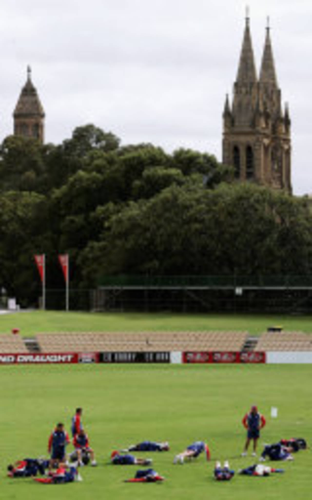 England train against the backdrop of Adelaide cathedral, Adelaide, November 16, 2006