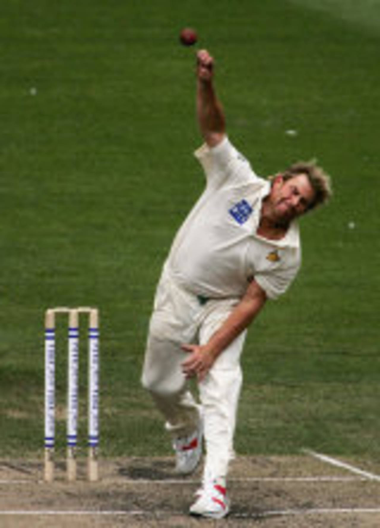 Shane Warne rolls his arm over, Victoria v Tasmania, Pura Cup, MCG, November 16, 2006