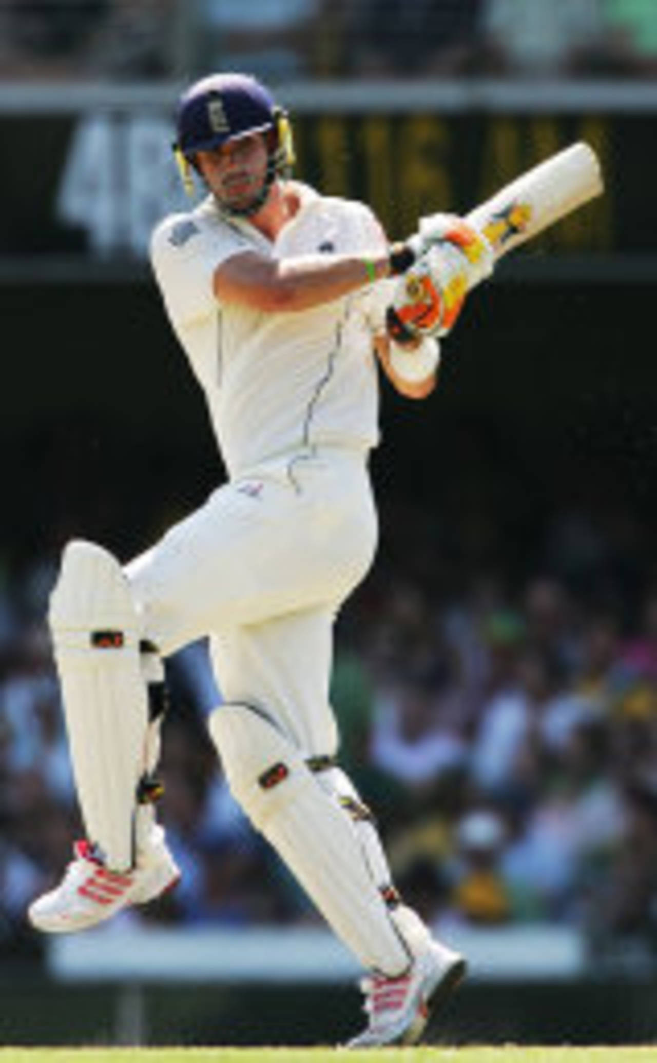 Kevin Pietersen pulls powerfully, Australia v England, 1st Test, Brisbane, November 26, 2006