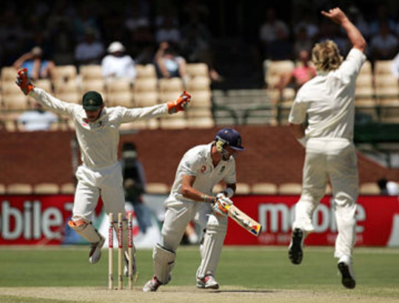 Kevin Pietersen is bowled by Shane Warne around his legs, Australia v England, 2nd Test, Adelaide, December 5, 2006