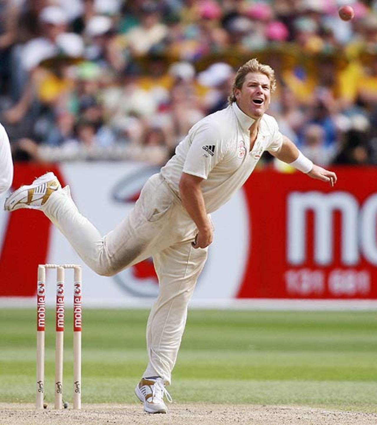 Shane Warne is a shoo-in for a place in the visiting all-time XI for both England and South Africa&nbsp;&nbsp;&bull;&nbsp;&nbsp;Getty Images