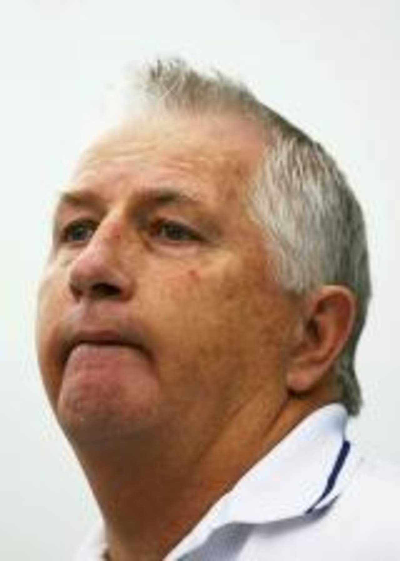 Duncan Fletcher faces the media the day after England's loss in the fourth Test, Melbourne, December 29, 2006