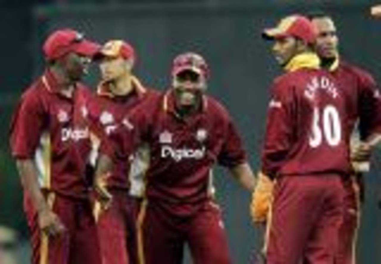 West Indies claw back with a wicket burst and Brian Lara is delighted, India v West Indies, 3rd ODI, Chennai, January 27, 2007