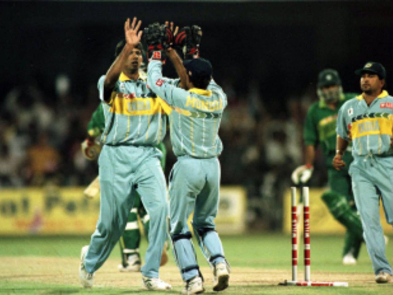 Venkatesh Prasad celebrates after bowling Aamer Sohail, India v Pakistan, World Cup quarter-final, March 1996