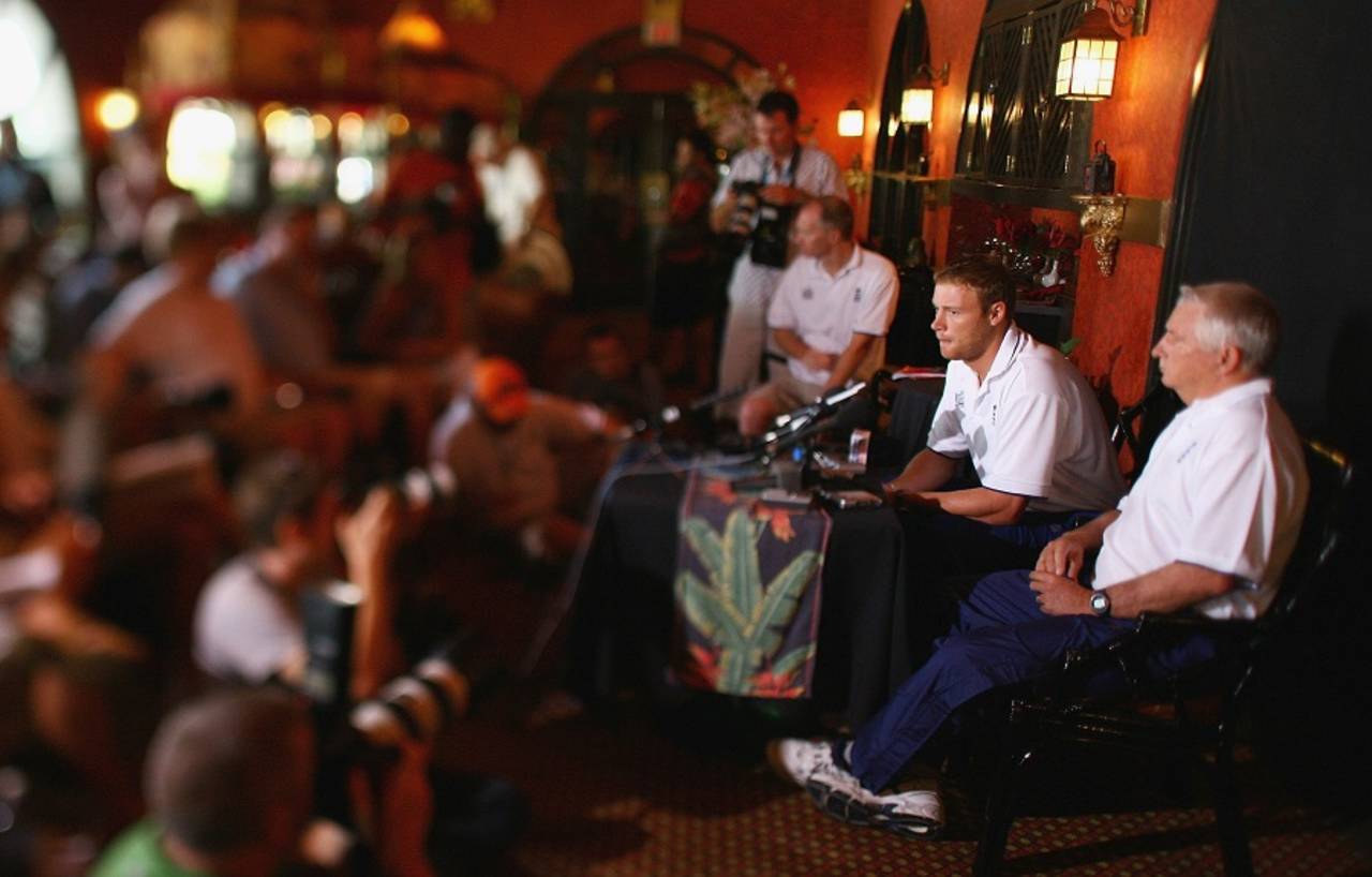 Andrew Flintoff faces the press, watched by Duncan Fletcher&nbsp;&nbsp;&bull;&nbsp;&nbsp;Getty Images