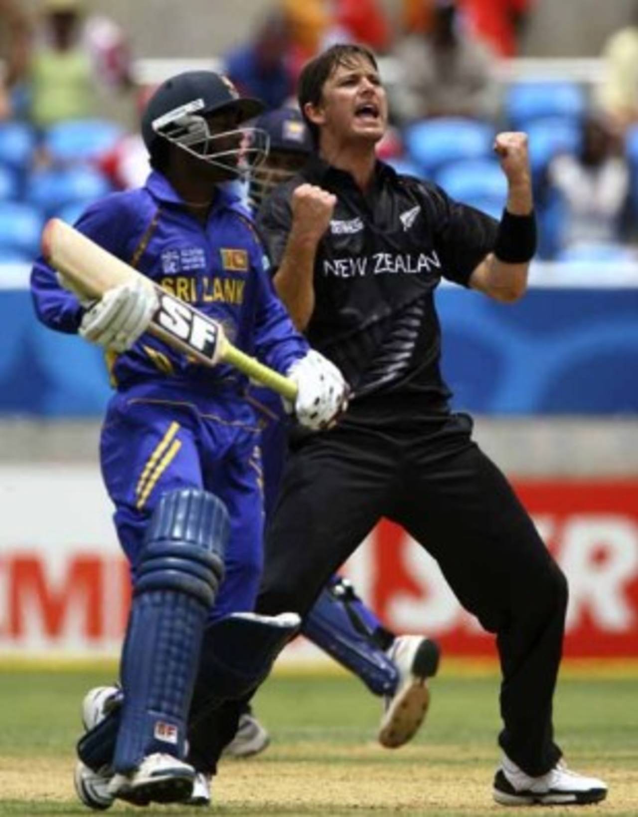 Shane Bond celebrates the wicket of Chamara Silva, New Zealand v Sri Lanka, 1st semi-final, Jamaica, April 24, 2007