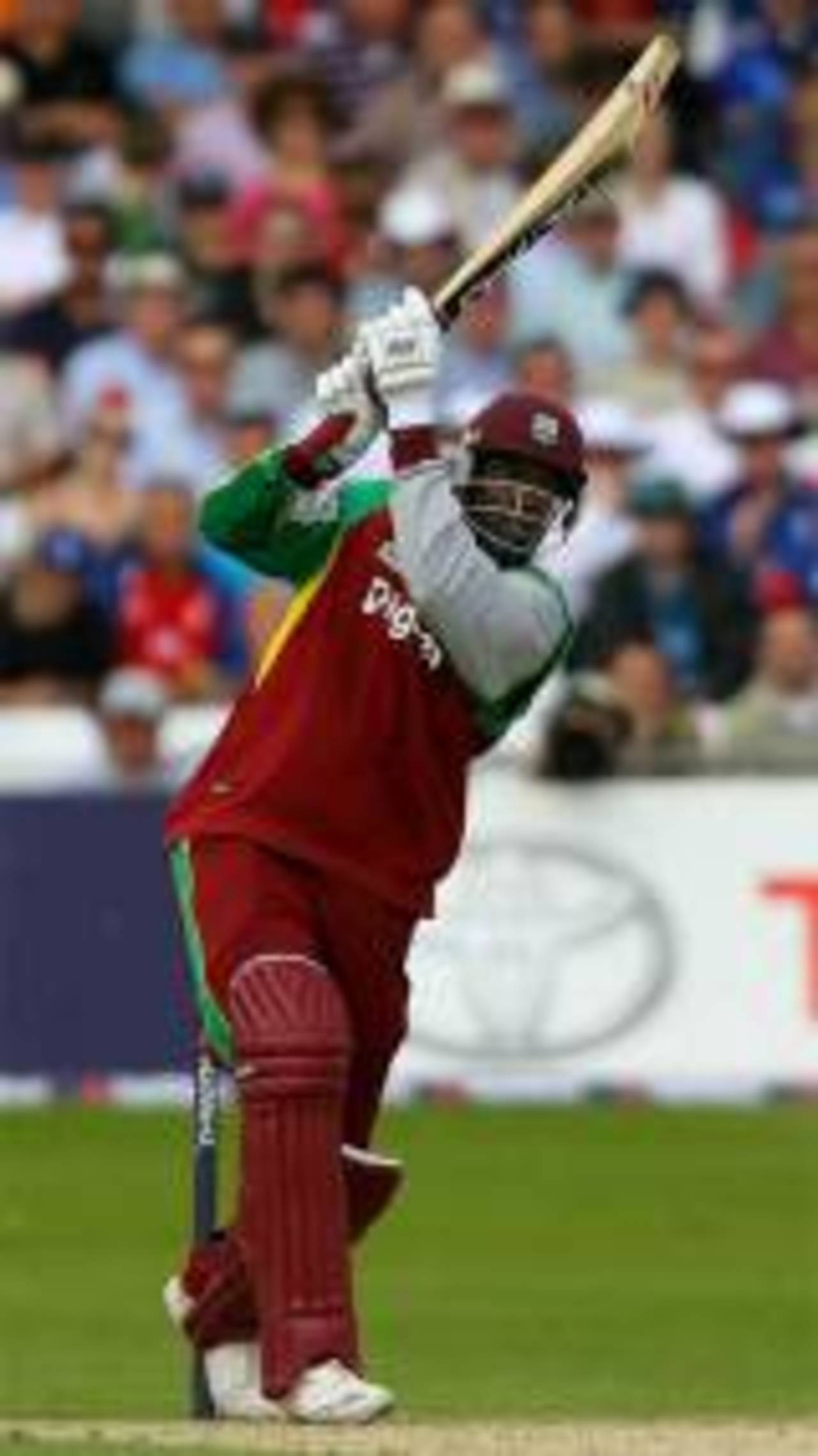 Chris Gayle goes on the charge, England v West Indies, 3rd ODI, Trent Bridge, July 7, 2007